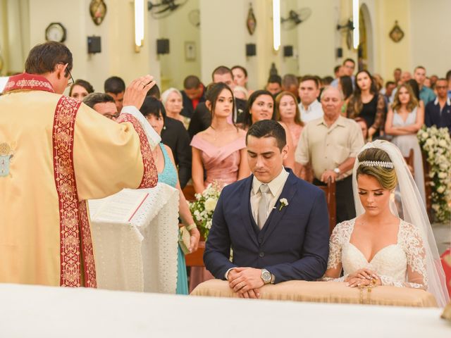 O casamento de João e Daniele em Bom Jardim, Pernambuco 29