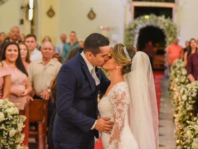 O casamento de João e Daniele em Bom Jardim, Pernambuco 31