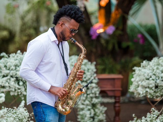 O casamento de Jonedson e Roberta em Salvador, Bahia 35