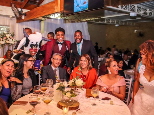 O casamento de Tiago e Michele em Osasco, São Paulo 24