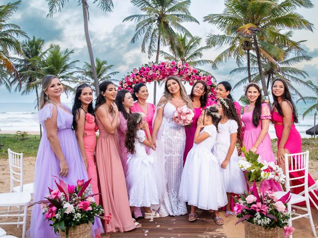 O casamento de Douglas e Helen em Mata de São João, Bahia 52