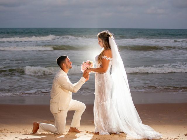 O casamento de Douglas e Helen em Mata de São João, Bahia 56