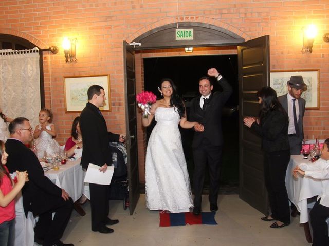 O casamento de Robinson e Fabiola em Flores da Cunha, Rio Grande do Sul 30