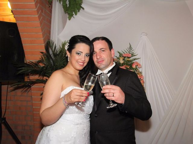 O casamento de Robinson e Fabiola em Flores da Cunha, Rio Grande do Sul 33