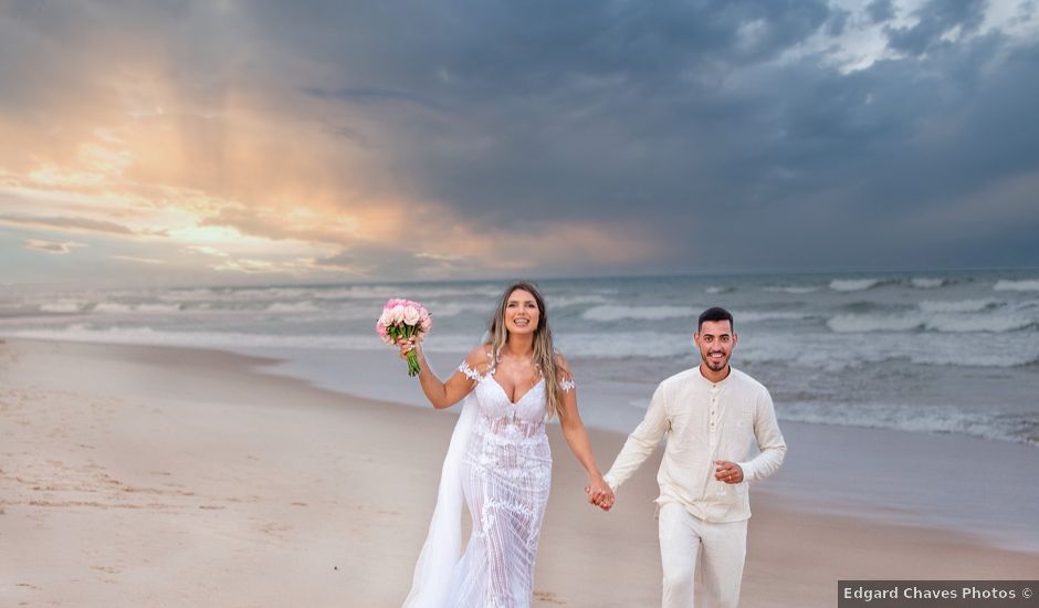 O casamento de Douglas e Helen em Mata de São João, Bahia