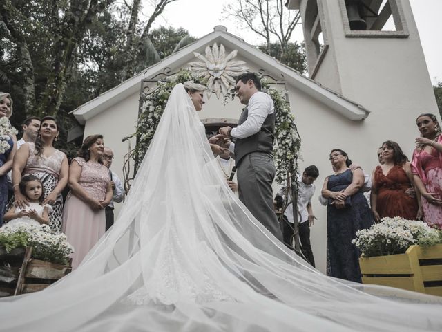 O casamento de Eric e Fernanda em Amparo, São Paulo Estado 26