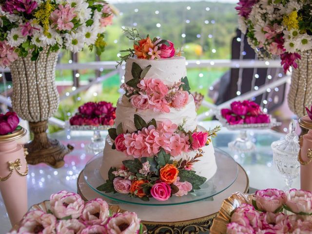 O casamento de Tiago e Elizabete  em Camaçari, Bahia 4