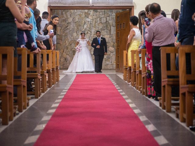 O casamento de Adriano e Camila em Vitória, Espírito Santo 23