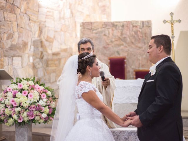 O casamento de Adriano e Camila em Vitória, Espírito Santo 38