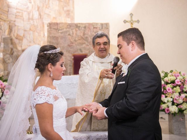 O casamento de Adriano e Camila em Vitória, Espírito Santo 43