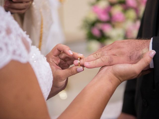 O casamento de Adriano e Camila em Vitória, Espírito Santo 45