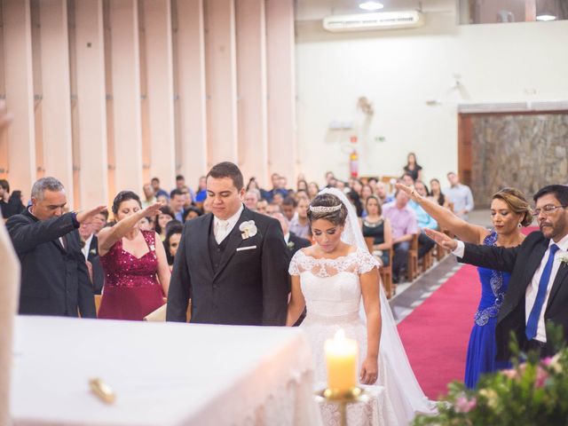 O casamento de Adriano e Camila em Vitória, Espírito Santo 49
