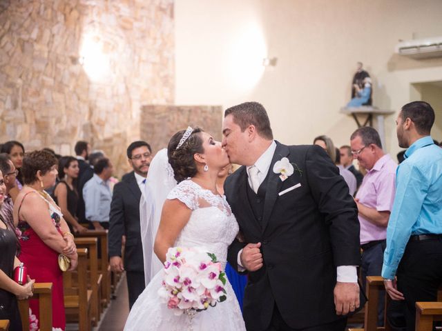 O casamento de Adriano e Camila em Vitória, Espírito Santo 60
