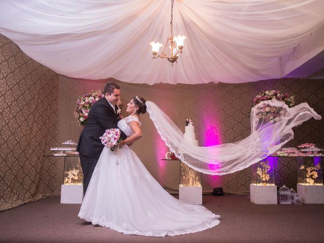 O casamento de Adriano e Camila em Vitória, Espírito Santo 89