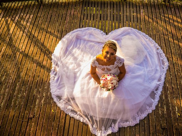 O casamento de Adriano e Camila em Vitória, Espírito Santo 140
