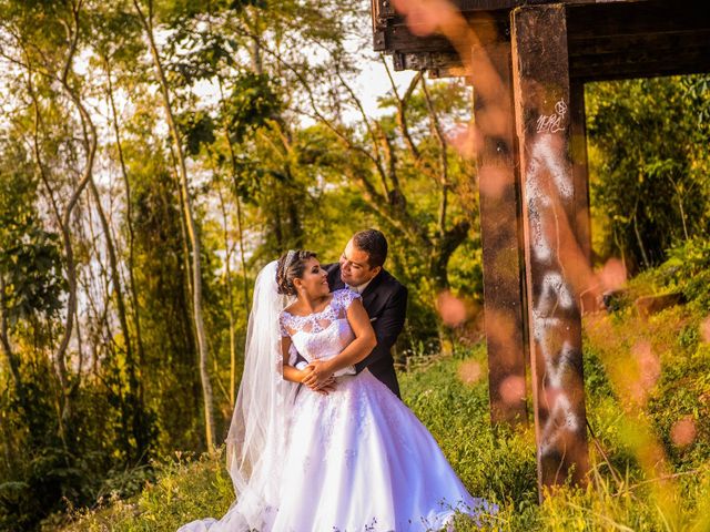 O casamento de Adriano e Camila em Vitória, Espírito Santo 146