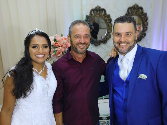 O casamento de Ederson  e Thaís  em Perdigão, Minas Gerais 25