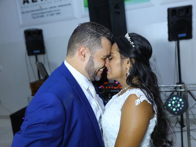 O casamento de Ederson  e Thaís  em Perdigão, Minas Gerais 29