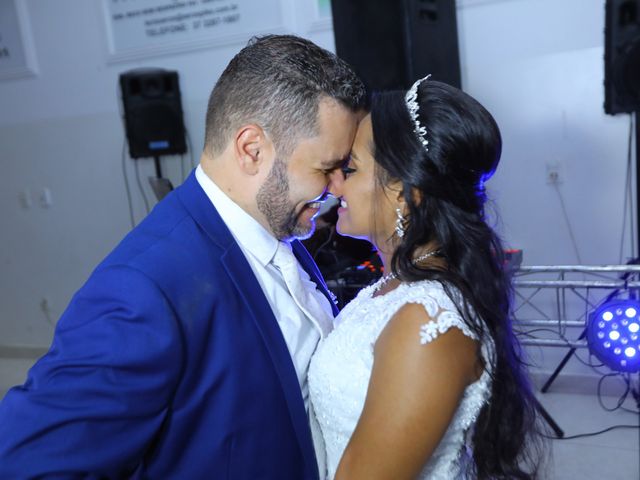 O casamento de Ederson  e Thaís  em Perdigão, Minas Gerais 35