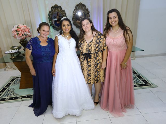 O casamento de Ederson  e Thaís  em Perdigão, Minas Gerais 54