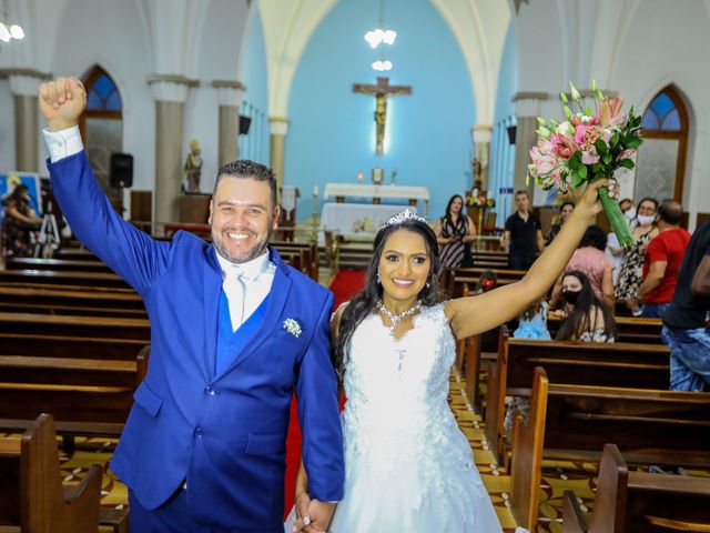 O casamento de Ederson  e Thaís  em Perdigão, Minas Gerais 68