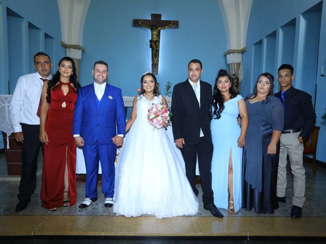 O casamento de Ederson  e Thaís  em Perdigão, Minas Gerais 71