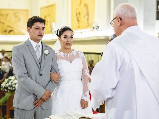 O casamento de Marcos e Fernanda em Barbacena, Minas Gerais 21