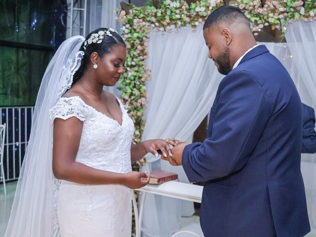 O casamento de Vinícius  e Lorrane em São João de Meriti, Rio de Janeiro 2