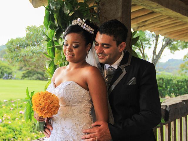 O casamento de André e Lumara em Belo Horizonte, Minas Gerais 34