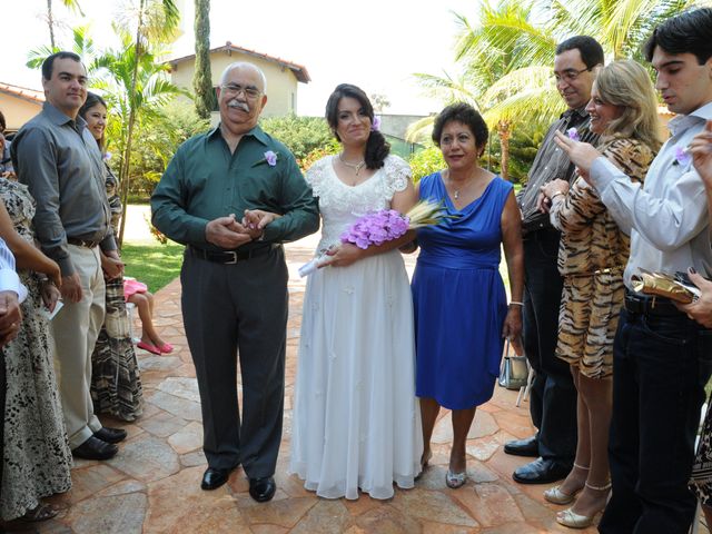 O casamento de Vitor Tadeu e Rita de Cassia em Uberlândia, Minas Gerais 22