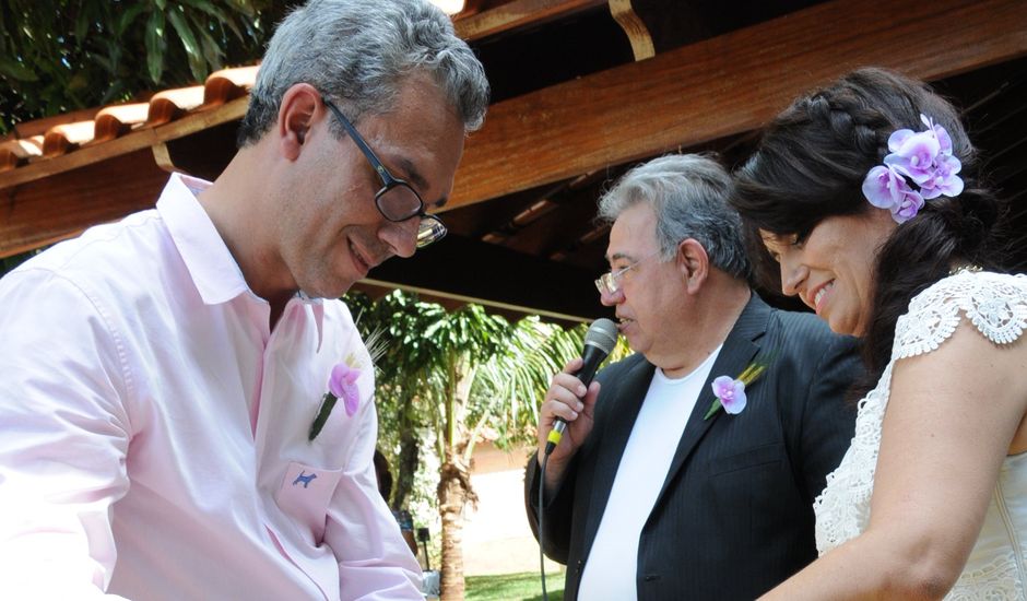 O casamento de Vitor Tadeu e Rita de Cassia em Uberlândia, Minas Gerais