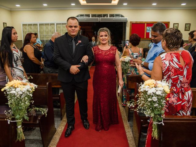 O casamento de Johnson e Thayane em São Gonçalo, Rio de Janeiro 12