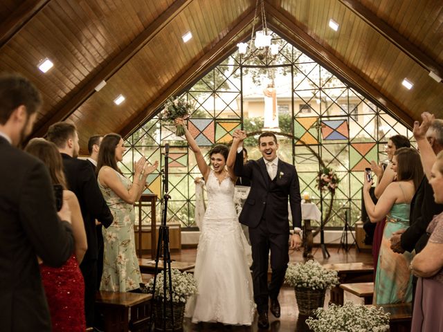 O casamento de Willian e Carolina em Curitiba, Paraná 57