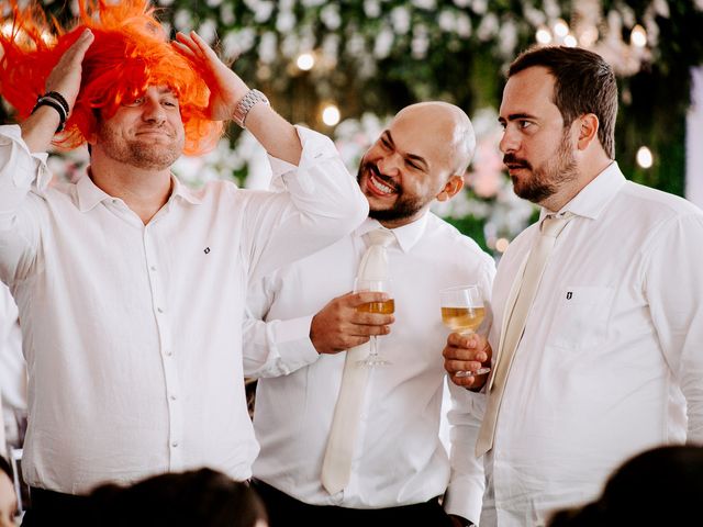 O casamento de Lucas e Viviane em Cuiabá, Mato Grosso 97