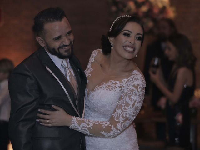O casamento de Fabiano  e Alessandra  em Belo Horizonte, Minas Gerais 19