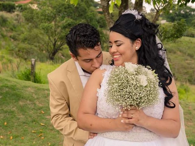 O casamento de Elvis  e Erika  em São Roque, São Paulo Estado 4