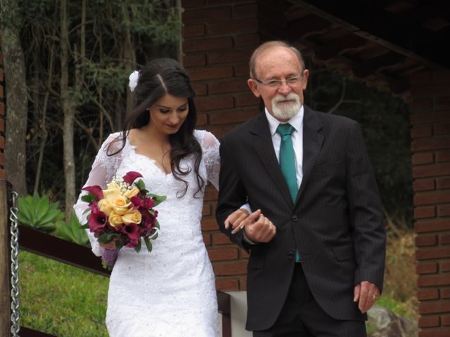 O casamento de Vinícius e Ingrid em Aguas da Prata, São Paulo Estado 9
