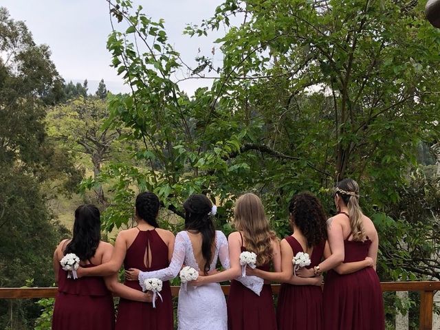O casamento de Vinícius e Ingrid em Aguas da Prata, São Paulo Estado 13