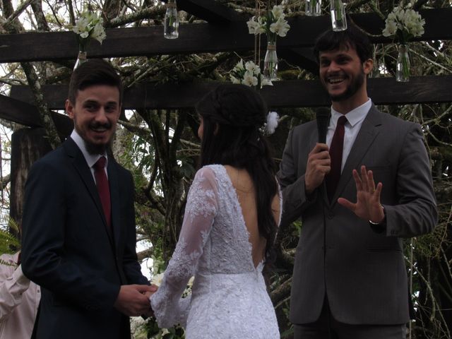 O casamento de Vinícius e Ingrid em Aguas da Prata, São Paulo Estado 16