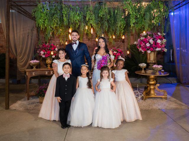 O casamento de Paulo e Bárbara em Contagem, Minas Gerais 32