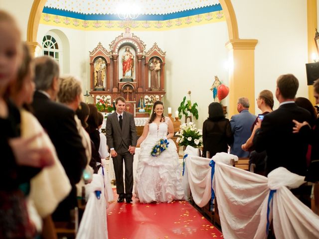 O casamento de Joel e Sanara em Indaial, Santa Catarina 23