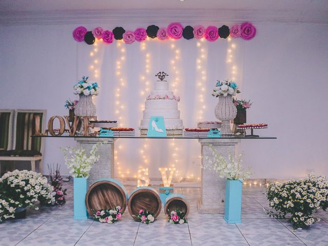 O casamento de Sandiel  e Vanessa em Guarujá, São Paulo Estado 6