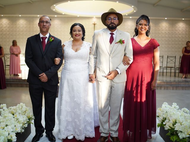 O casamento de Gilberto e Aline em Itapecerica da Serra, São Paulo 37