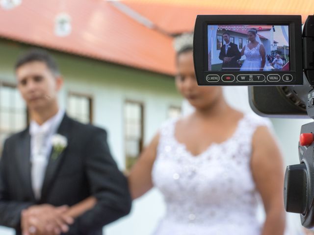 O casamento de Luciano e Carina em Fazenda Rio Grande, Paraná 1