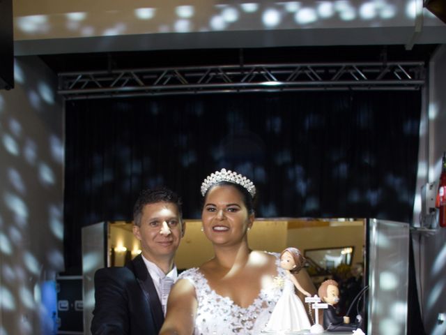 O casamento de Luciano e Carina em Fazenda Rio Grande, Paraná 2