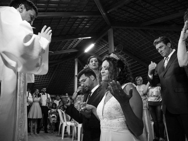 O casamento de Wesley e Marília em Trindade, Goiás 24