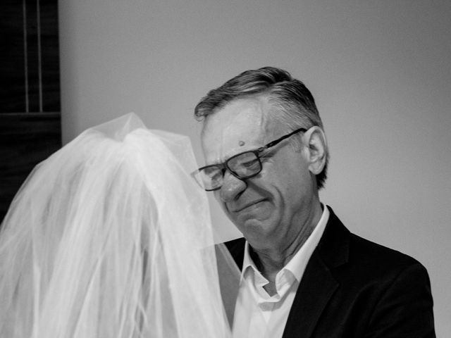 O casamento de Kae e Laura em Poconé, Mato Grosso 28
