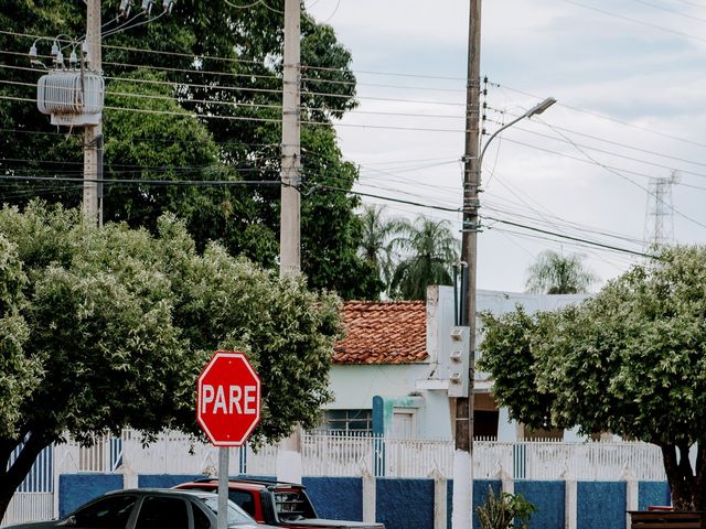 O casamento de Kae e Laura em Poconé, Mato Grosso 37