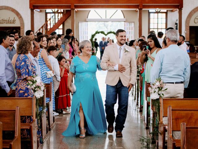 O casamento de Kae e Laura em Poconé, Mato Grosso 42