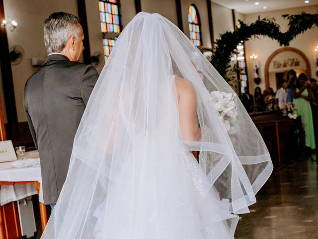 O casamento de Kae e Laura em Poconé, Mato Grosso 53